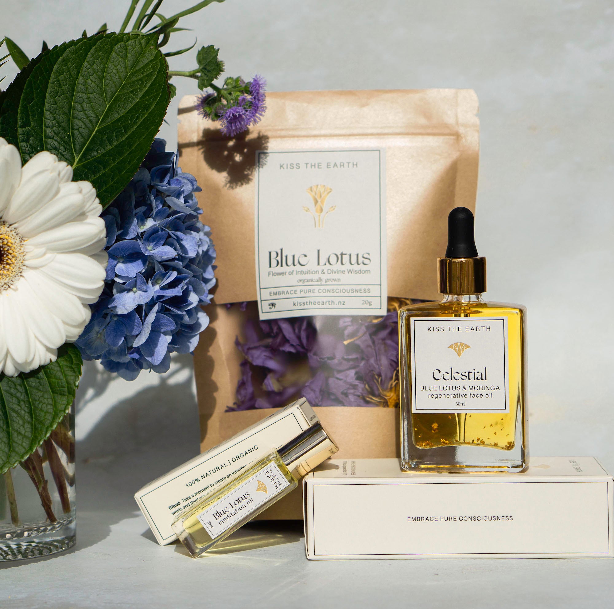 A luxurious gift, mother's day , christmas gift pack