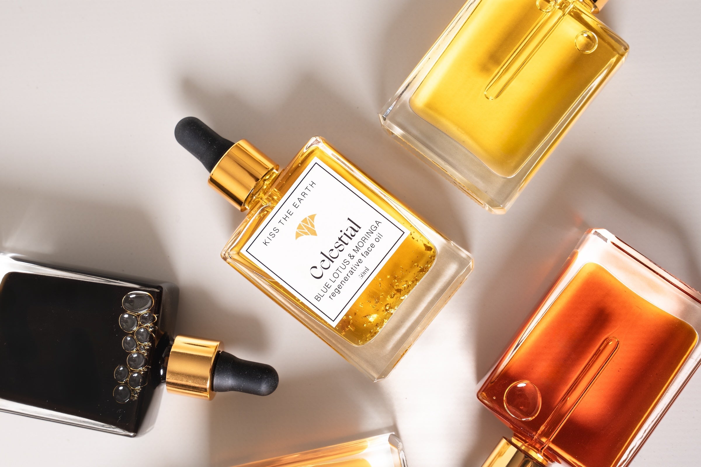 Natural and organic face oil made in New Zealand for all skin types 